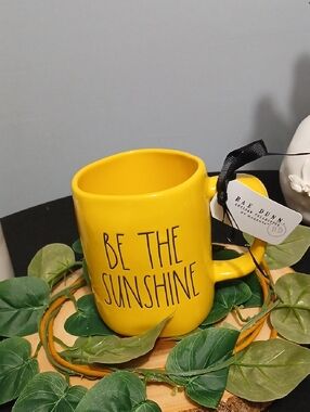 Rae Dunn Yellow "Be The Sunshine" Ceramic Mug NWT